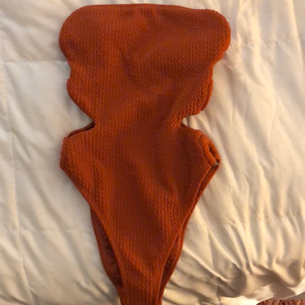 Womens Forever 21 swim suit, size S. NEW